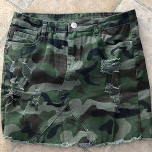 3/$25 - Streetwear Society came torn skirt